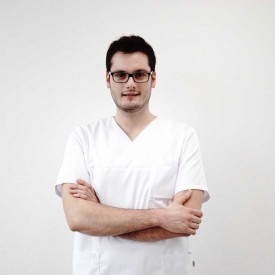 dentics-team-zahnarzt-1